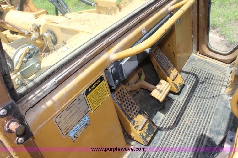 image for item J5971 1995 Caterpillar 953B track loader