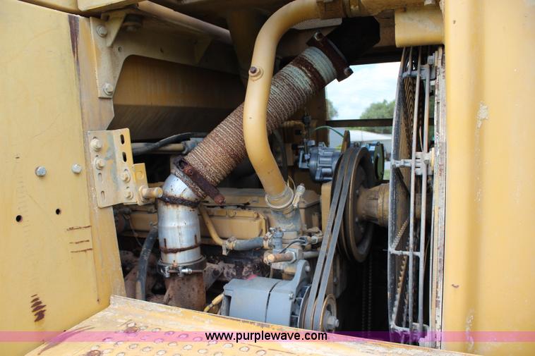 image for item J5971 1995 Caterpillar 953B track loader