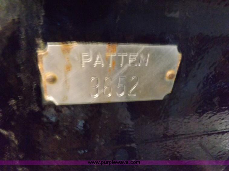 image for item J6912 Caterpillar CVP75 vibratory plate compactor