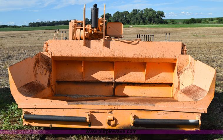 image for item J7852 Neal DM3000 paving machine