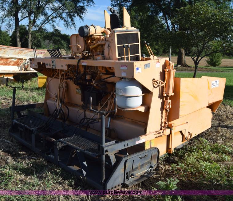 image for item J7852 Neal DM3000 paving machine