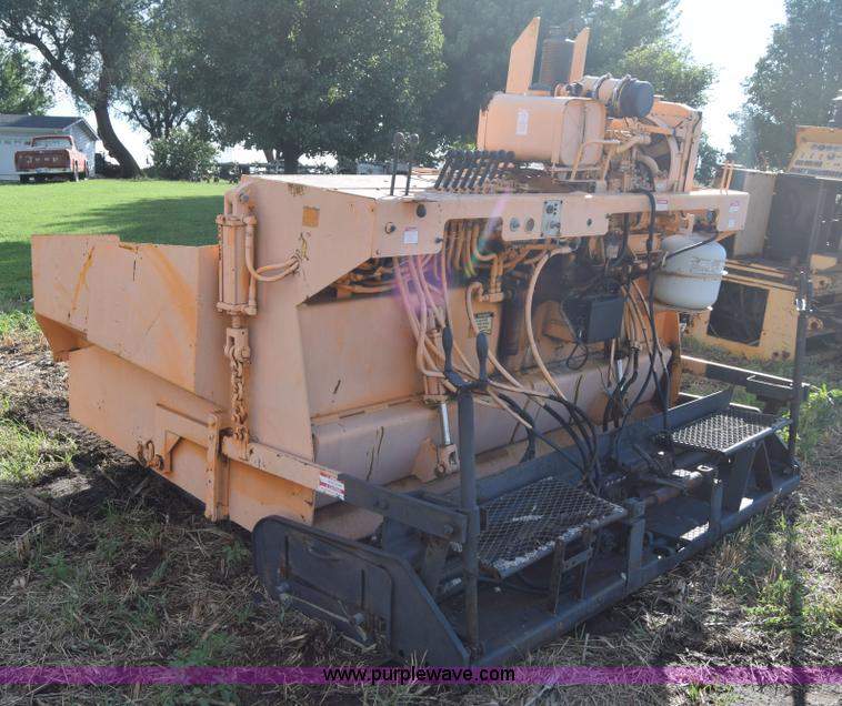 image for item J7852 Neal DM3000 paving machine
