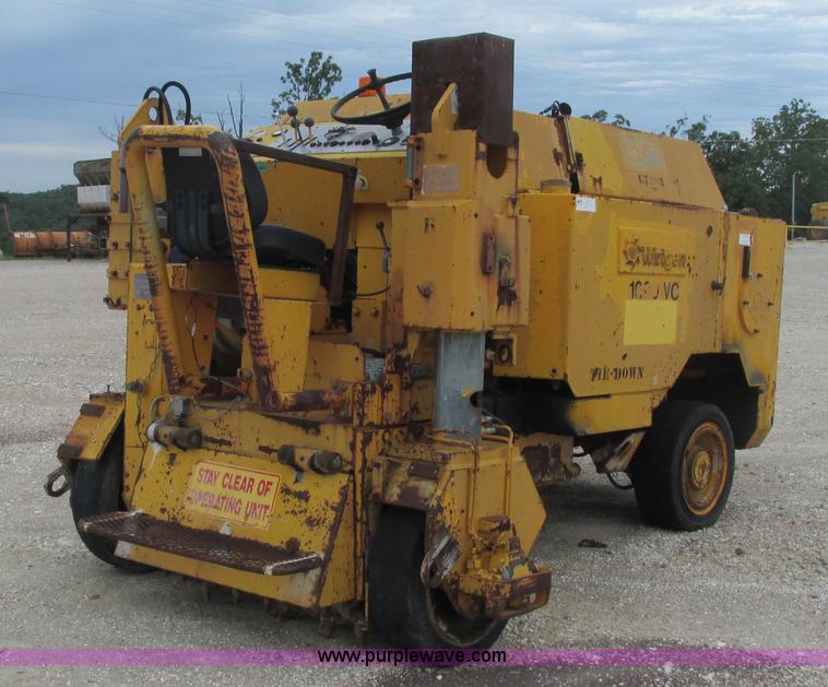 image for item J8563 1988 Wirtgen 1000VC milling machine