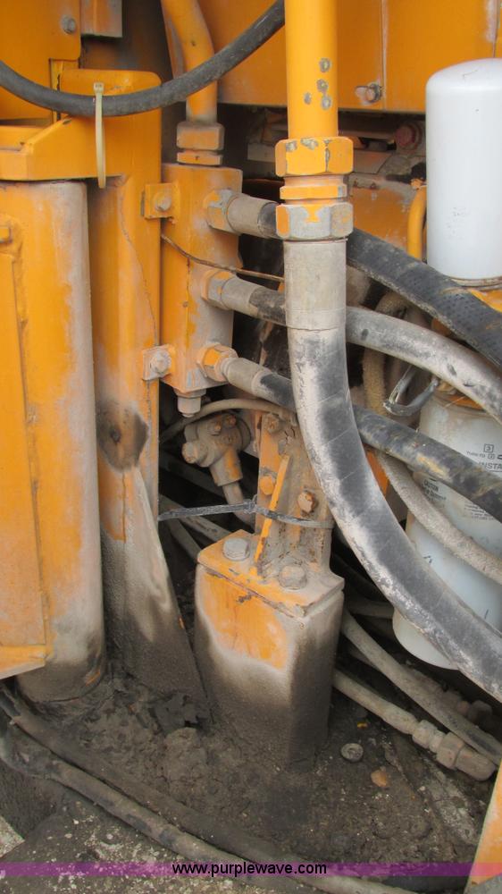 image for item J8563 1988 Wirtgen 1000VC milling machine