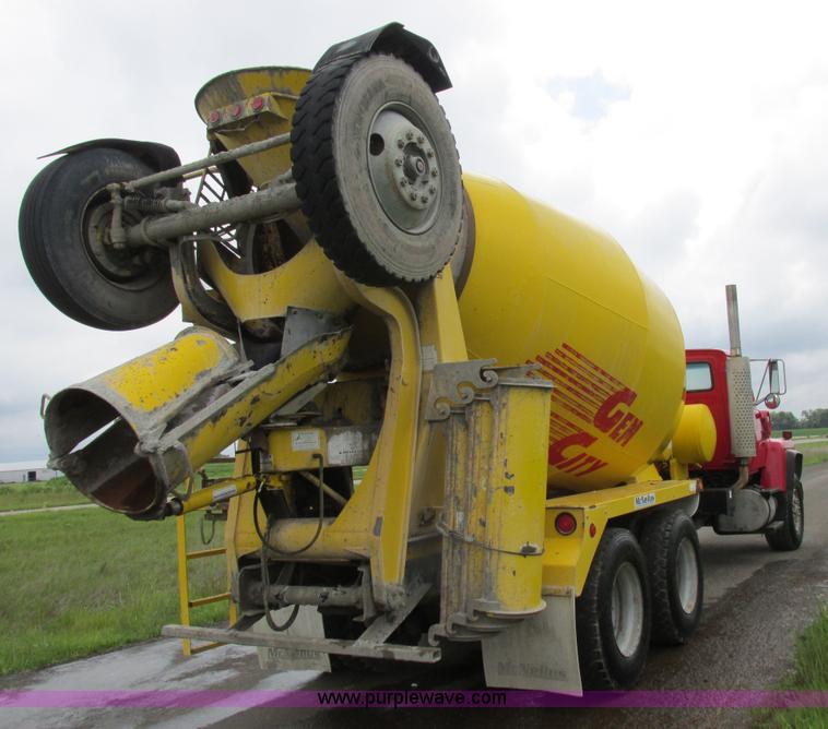 image for item K2181 1994 Ford L9000 mixer truck