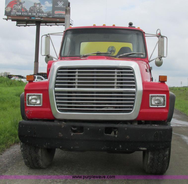 image for item K2181 1994 Ford L9000 mixer truck