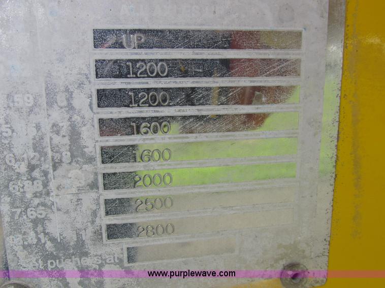 image for item K2181 1994 Ford L9000 mixer truck