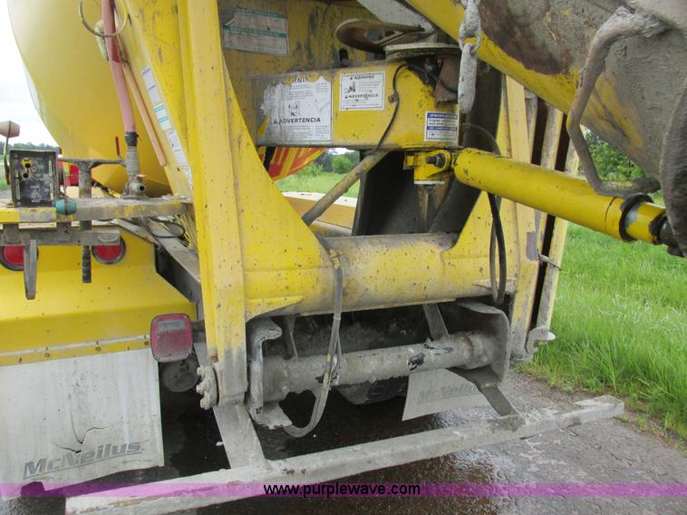 image for item K2181 1994 Ford L9000 mixer truck