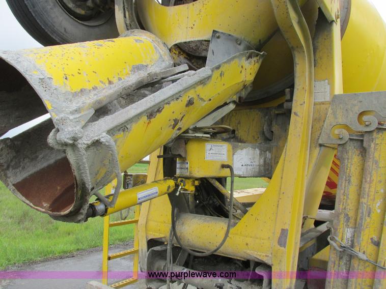 image for item K2181 1994 Ford L9000 mixer truck