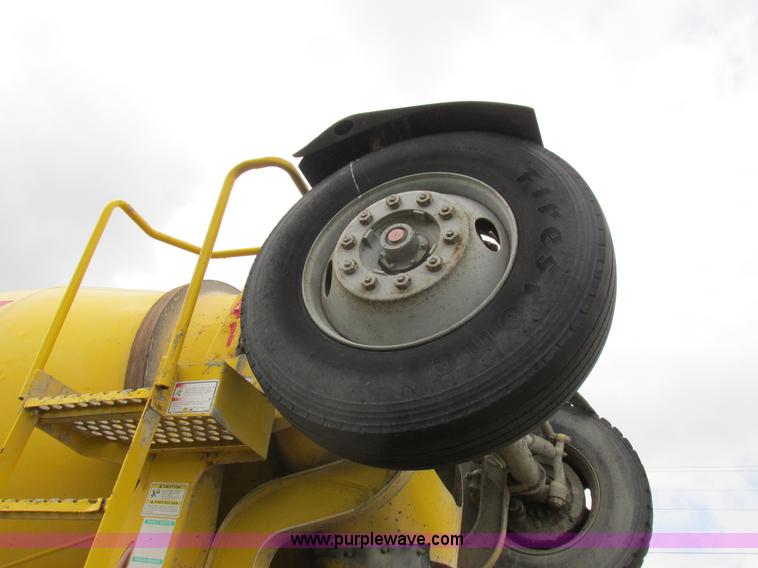 image for item K2181 1994 Ford L9000 mixer truck