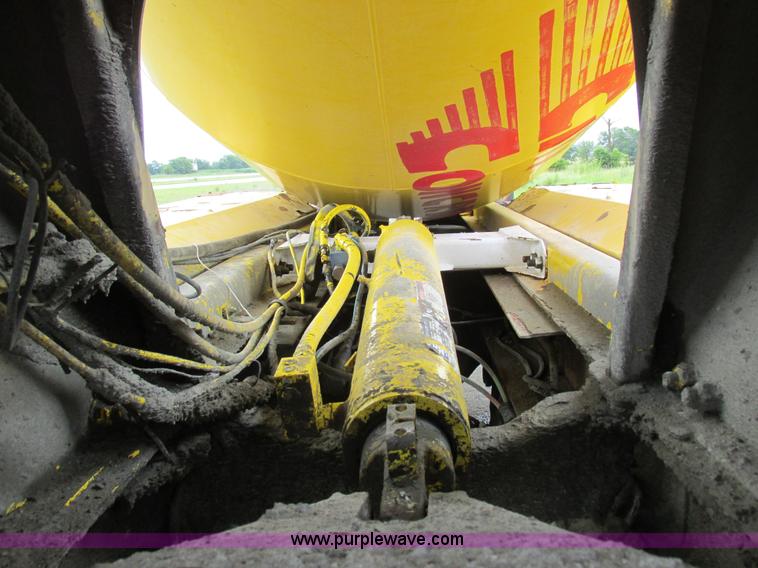 image for item K2181 1994 Ford L9000 mixer truck