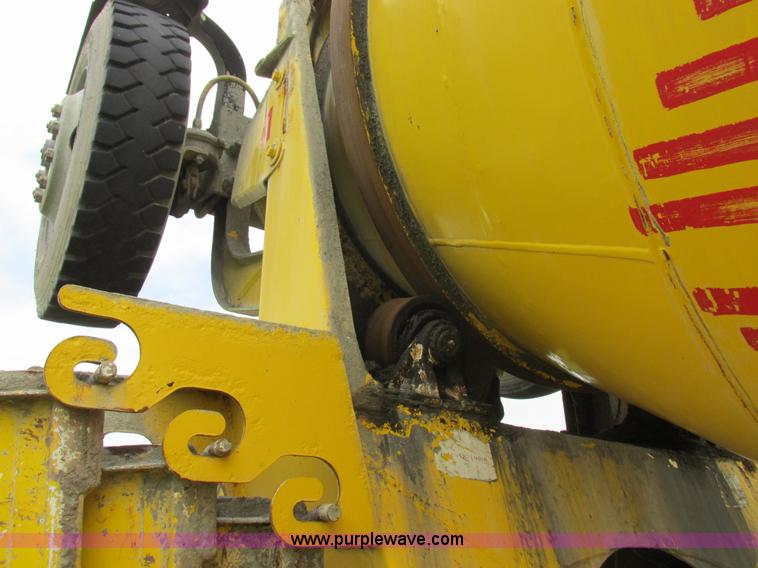 image for item K2181 1994 Ford L9000 mixer truck