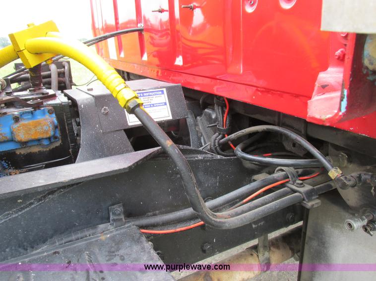 image for item K2181 1994 Ford L9000 mixer truck