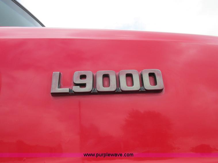 image for item K2181 1994 Ford L9000 mixer truck