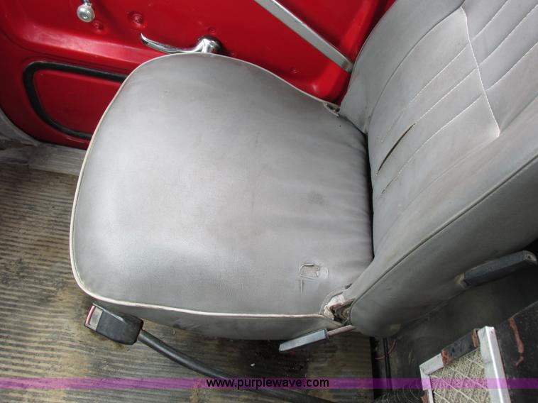 image for item K2181 1994 Ford L9000 mixer truck