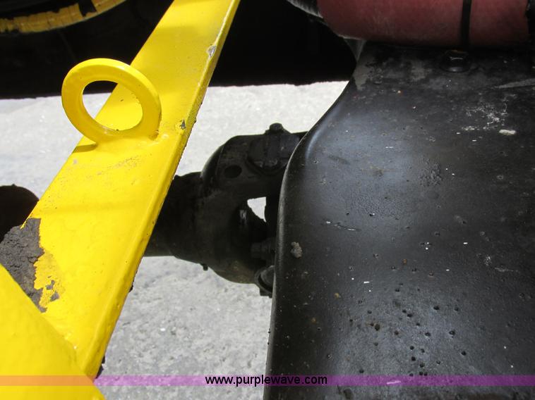 image for item K2181 1994 Ford L9000 mixer truck