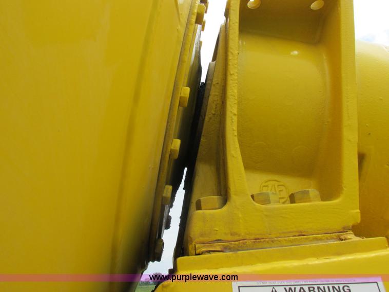 image for item K2181 1994 Ford L9000 mixer truck