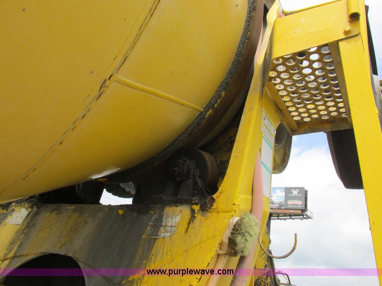 image for item K2181 1994 Ford L9000 mixer truck