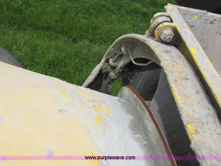 image for item K2181 1994 Ford L9000 mixer truck