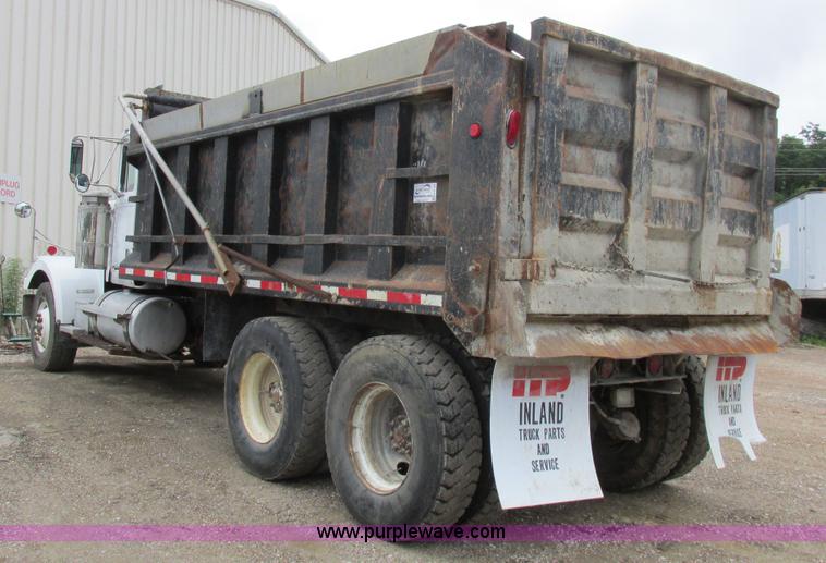 image for item K2182 1987 Western Star 4900 Series dump truck