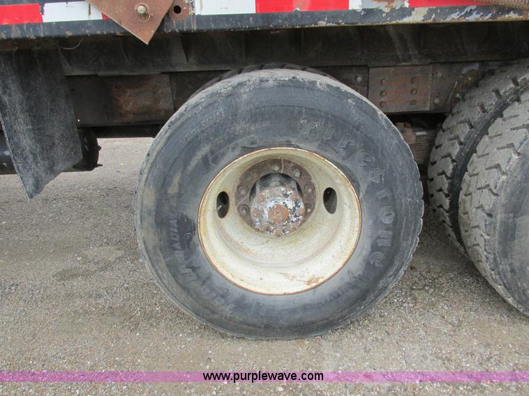 image for item K2182 1987 Western Star 4900 Series dump truck