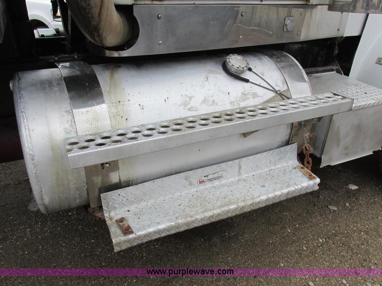 image for item K2182 1987 Western Star 4900 Series dump truck