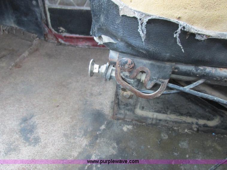 image for item K2182 1987 Western Star 4900 Series dump truck