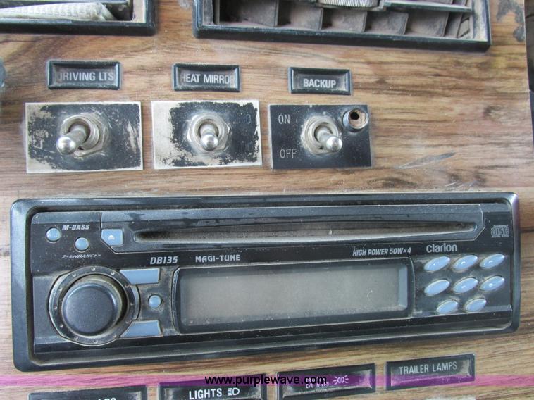 image for item K2182 1987 Western Star 4900 Series dump truck