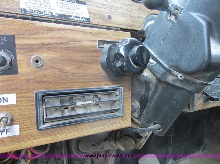 image for item K2182 1987 Western Star 4900 Series dump truck