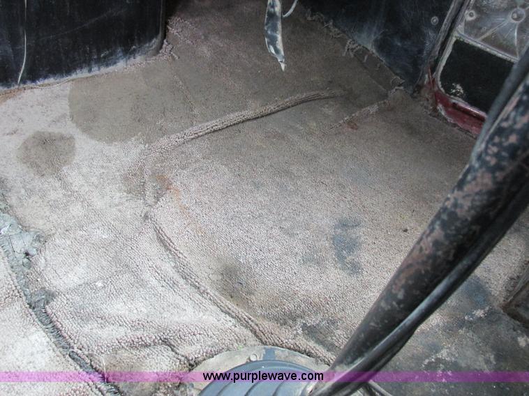 image for item K2182 1987 Western Star 4900 Series dump truck