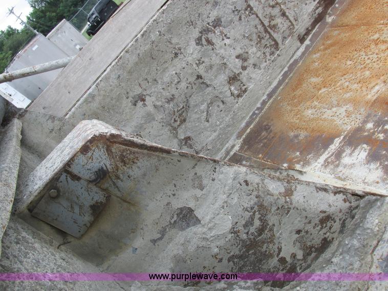 image for item K2182 1987 Western Star 4900 Series dump truck