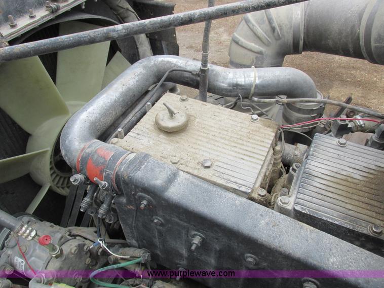 image for item K2182 1987 Western Star 4900 Series dump truck