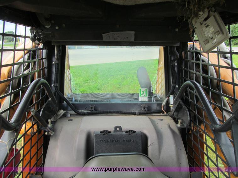 image for item K5736 2003 Case 90XT skid steer