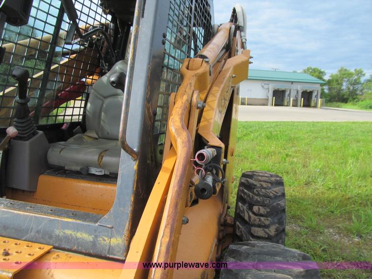image for item K5736 2003 Case 90XT skid steer