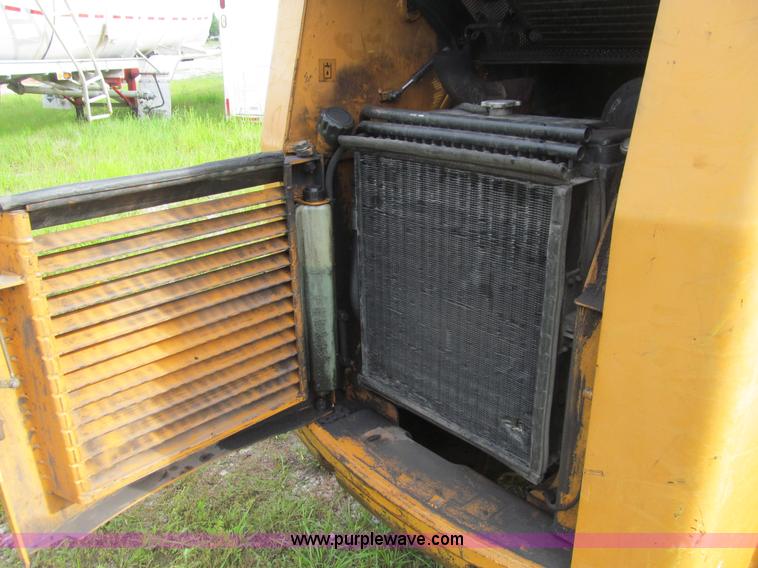 image for item K5736 2003 Case 90XT skid steer