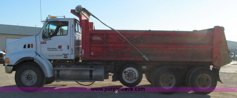 image for item K5741 2006 Sterling L8500 dump truck