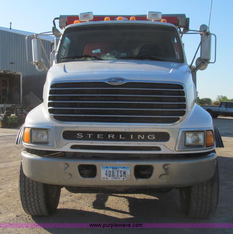 image for item K5741 2006 Sterling L8500 dump truck