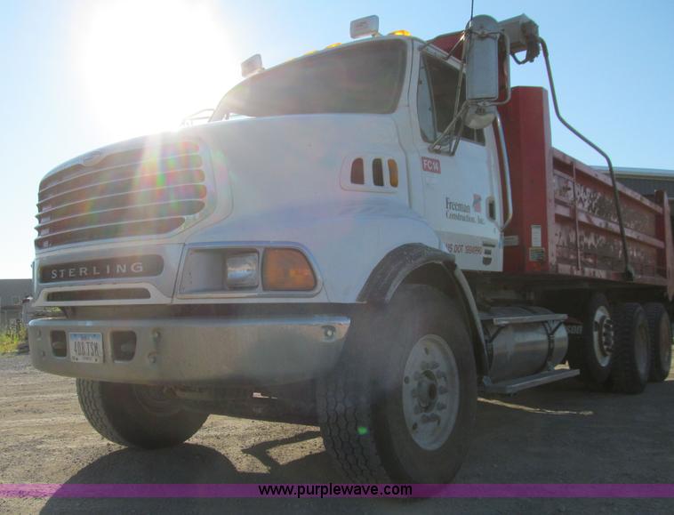 image for item K5741 2006 Sterling L8500 dump truck