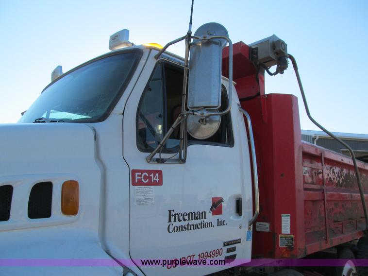 image for item K5741 2006 Sterling L8500 dump truck