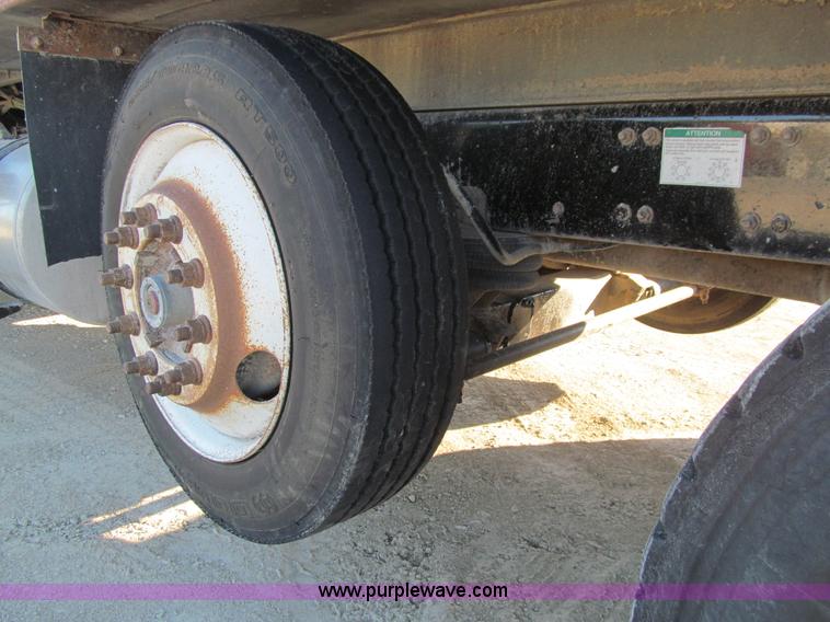 image for item K5741 2006 Sterling L8500 dump truck