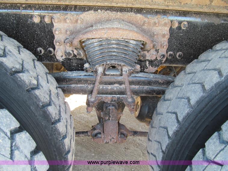 image for item K5741 2006 Sterling L8500 dump truck