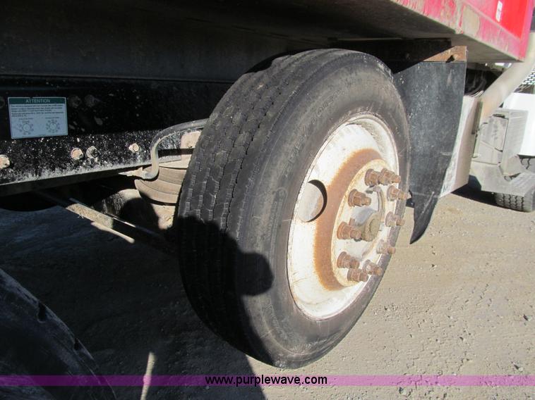 image for item K5741 2006 Sterling L8500 dump truck