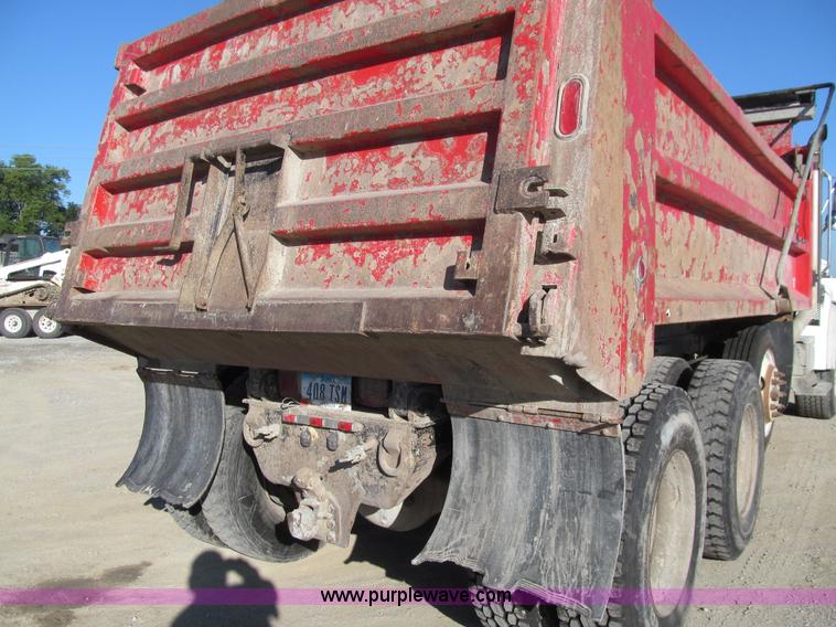 image for item K5741 2006 Sterling L8500 dump truck
