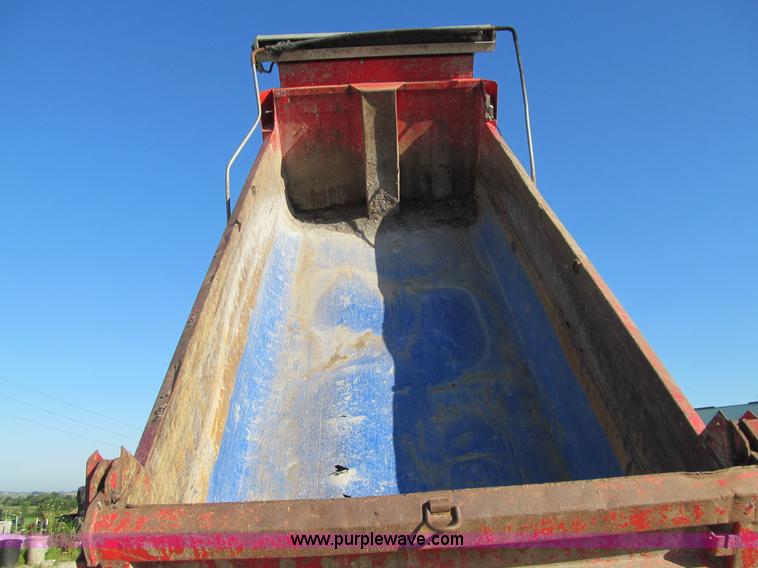 image for item K5741 2006 Sterling L8500 dump truck