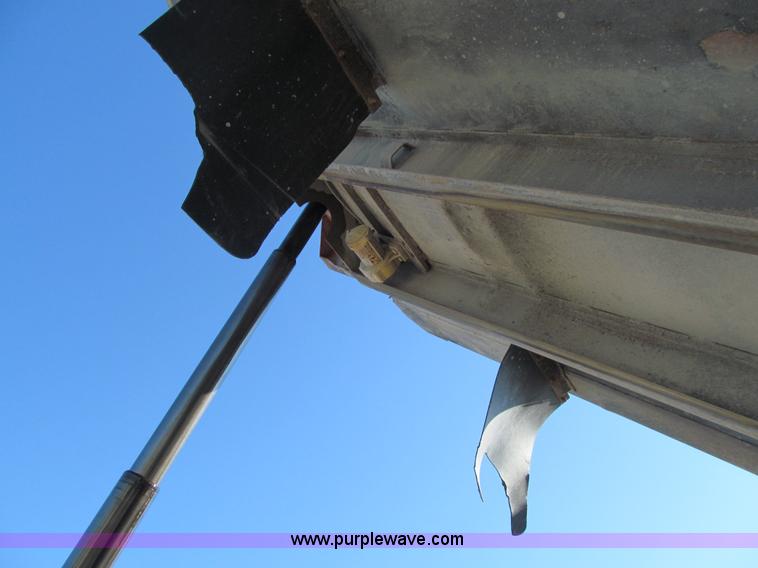 image for item K5741 2006 Sterling L8500 dump truck