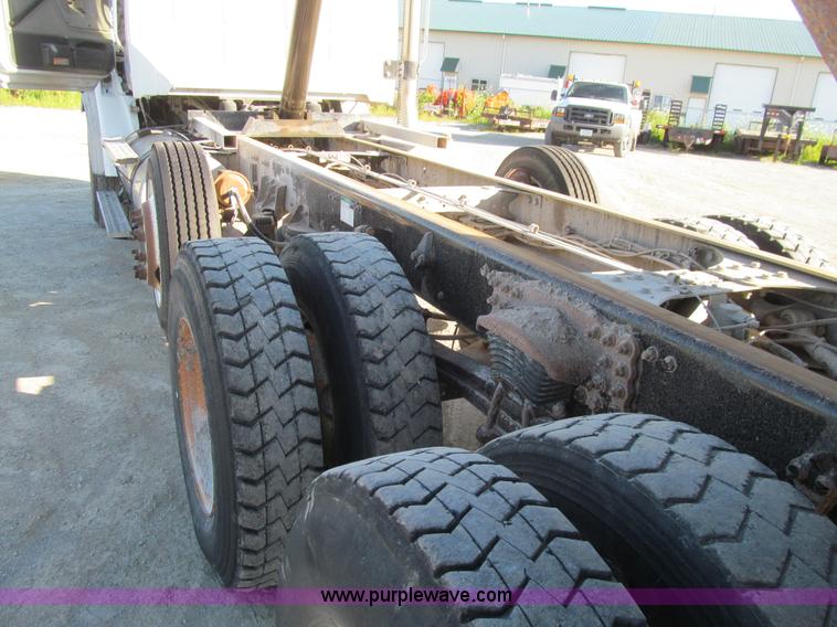 image for item K5741 2006 Sterling L8500 dump truck