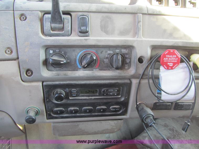 image for item K5741 2006 Sterling L8500 dump truck