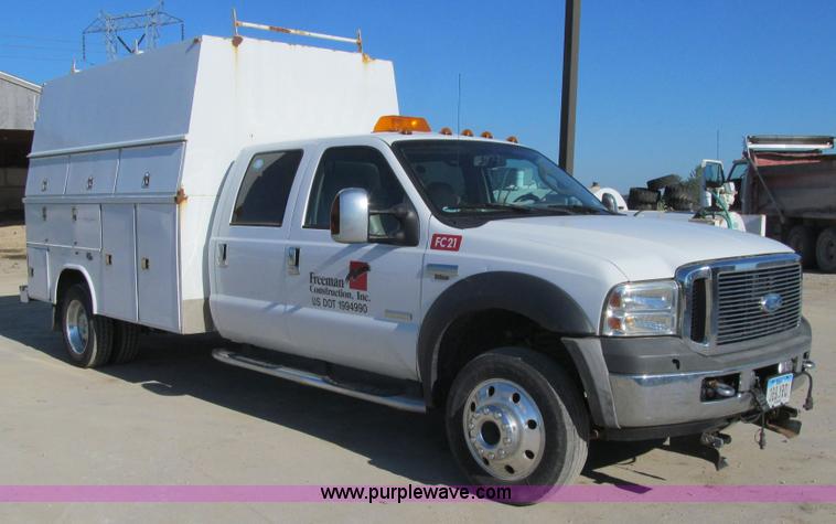 image for item K5742 2006 Ford F550 Super Duty Crew Cab service truck