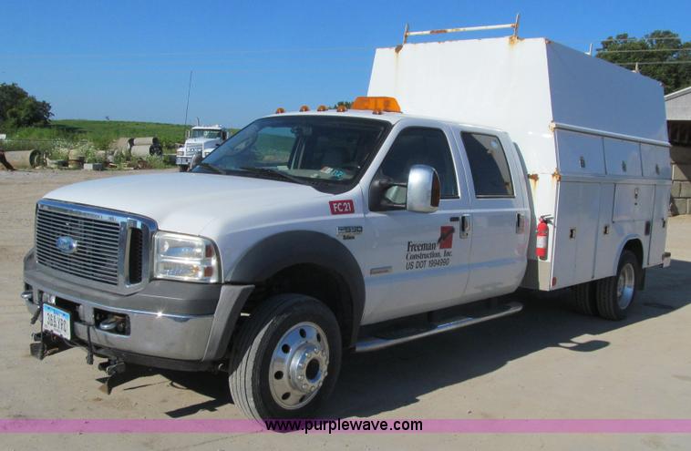 image for item K5742 2006 Ford F550 Super Duty Crew Cab service truck