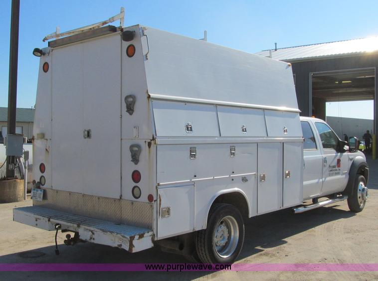 image for item K5742 2006 Ford F550 Super Duty Crew Cab service truck